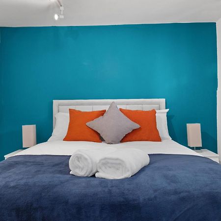 High Wycombe Apartments Phòng bức ảnh
